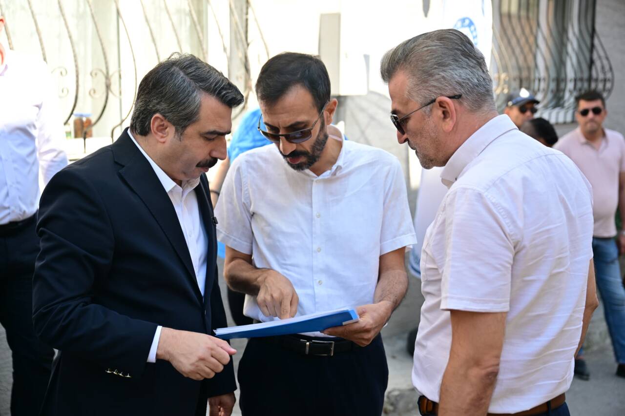 Bursa'da dev dönüşümde 2. etap! O mahallede eski binalar yıkılıyor 1 Bursa'da dev dönüşüm hızlandı! O mahallede 2. etap başladı
