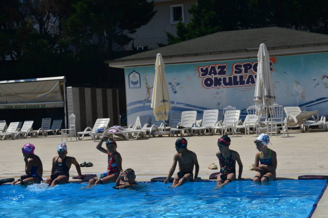 Bursa'da minikler buralarda yazın tadını çıkarıyor! 6 YILDIRIM'DA SPOR VE EĞLENCE BİR ARADA