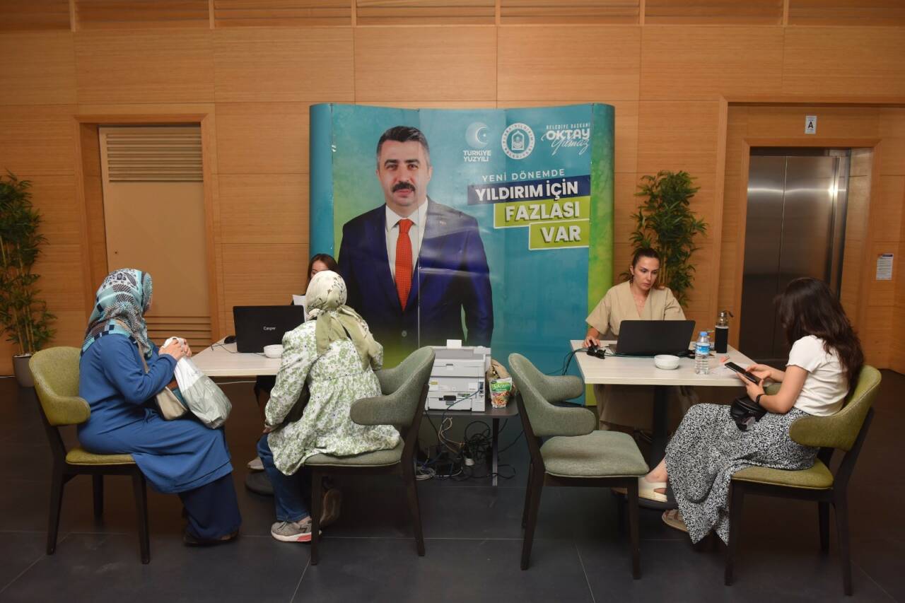 [BASIN BÜLTENİ-FOTOĞRAFLI] YILDIRIM BELEDİYESİ’NDEN ÜNİVERSİTE ADAYLARINA TERCİH DESTEĞİ
