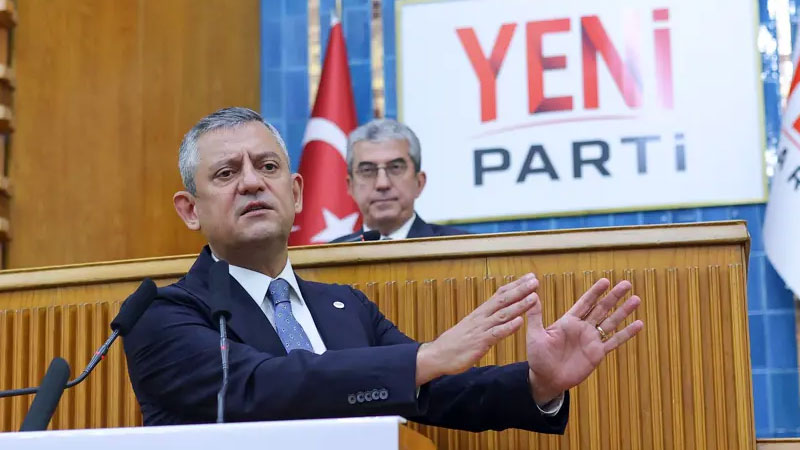Yeni Parti'nin TBMM Başkanvekili, Meclis Başkanlık Divanı katip üyesi, TBMM