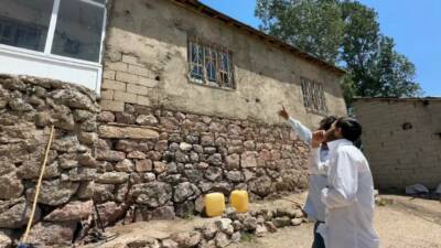 Hakkari’nin Yüksekova ilçe merkezine yaklaşık 30 kilometre uzaklıkta bulunan Aşağıolukbaşı