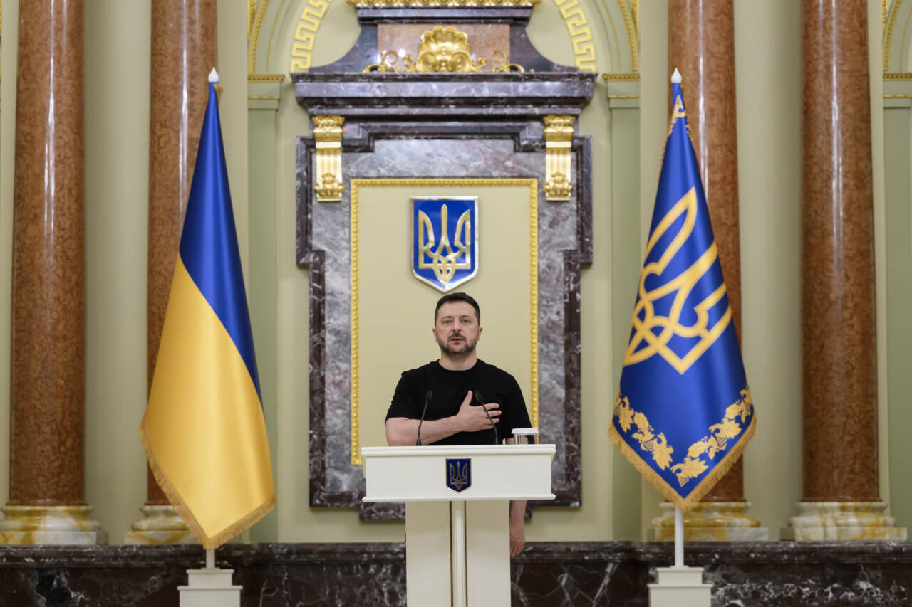 zelenskiy rusyanin ic kesimlerindeki petrol tesislerini vurduk fc314c5e239b